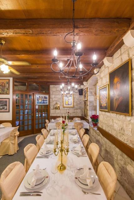 Bed&Breakfast Sorgo Palace Ston Luaran gambar